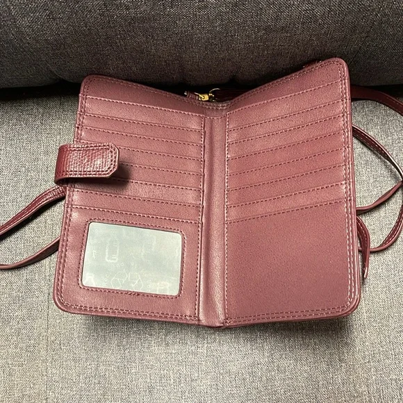 Pixie Mood Rae Phone Crossbody in Wine